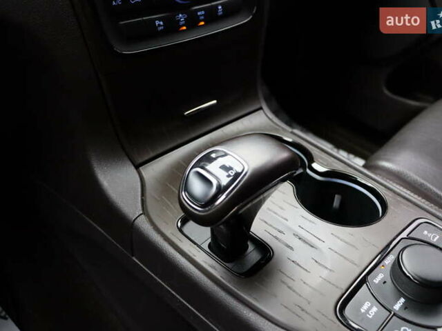 Серый Джип Гранд Чероки, объемом двигателя 3 л и пробегом 131 тыс. км за 24900 $, фото 22 на Automoto.ua