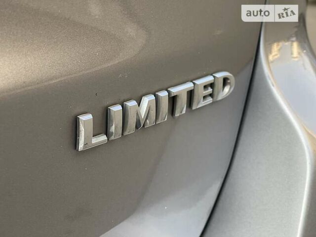 Сірий Джип Grand Cherokee, об'ємом двигуна 3 л та пробігом 229 тис. км за 22700 $, фото 27 на Automoto.ua