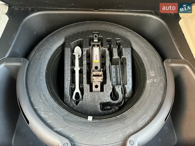 Серый Джип Гранд Чероки, объемом двигателя 2.99 л и пробегом 166 тыс. км за 24500 $, фото 39 на Automoto.ua