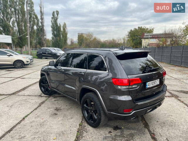 Джип Гранд Чероки 2014 в Харькове на Automoto.ua Серый Джип Гранд Чероки, объемом двигателя 3.6 л и пробегом 225 тыс. км за 14800 $, фото 5 на Automoto.ua