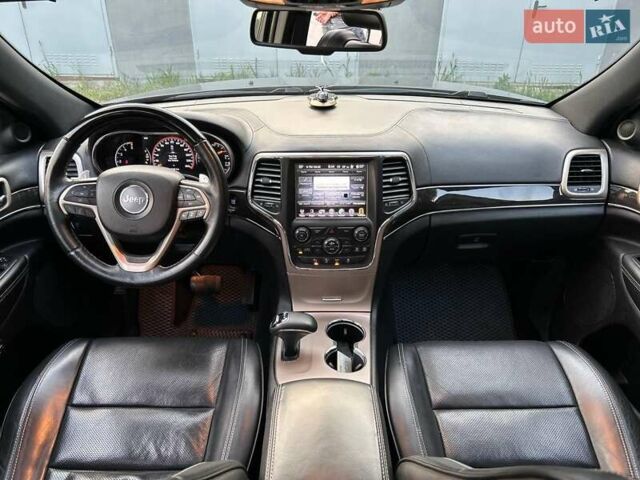 Сірий Джип Grand Cherokee, об'ємом двигуна 2.99 л та пробігом 185 тис. км за 21500 $, фото 1 на Automoto.ua