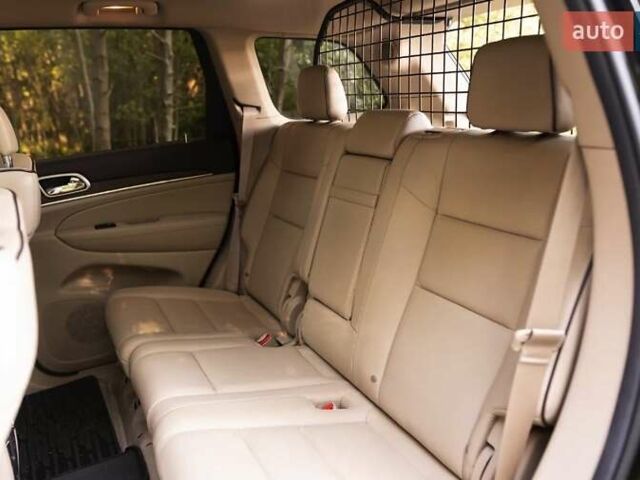 Сірий Джип Grand Cherokee, об'ємом двигуна 2.99 л та пробігом 109 тис. км за 5400 $, фото 7 на Automoto.ua