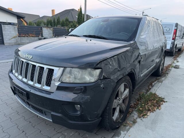 Сірий Джип Grand Cherokee, об'ємом двигуна 2.4 л та пробігом 250 тис. км за 5500 $, фото 1 на Automoto.ua
