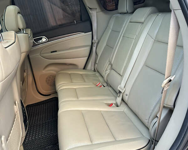 Серый Джип Гранд Чероки, объемом двигателя 2.99 л и пробегом 166 тыс. км за 24500 $, фото 48 на Automoto.ua