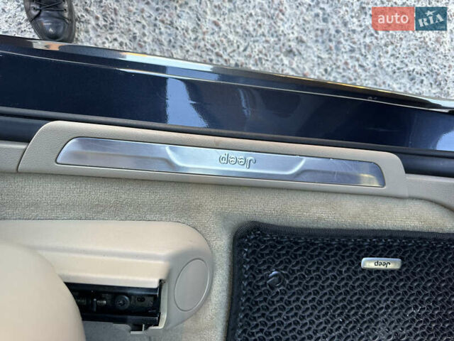 Серый Джип Гранд Чероки, объемом двигателя 2.99 л и пробегом 166 тыс. км за 24500 $, фото 115 на Automoto.ua