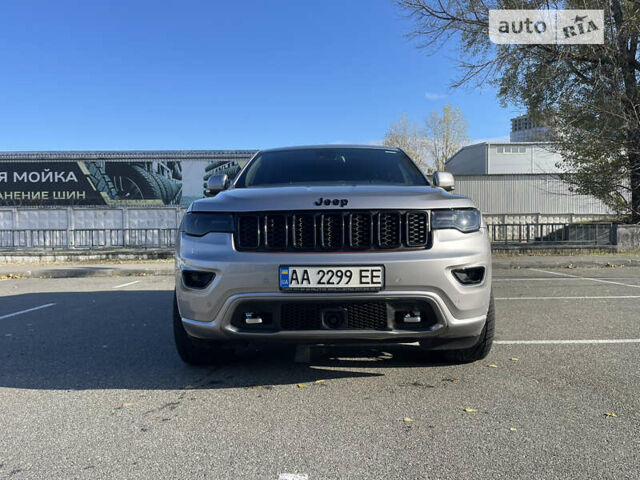 Сірий Джип Grand Cherokee, об'ємом двигуна 2.99 л та пробігом 98 тис. км за 29000 $, фото 9 на Automoto.ua