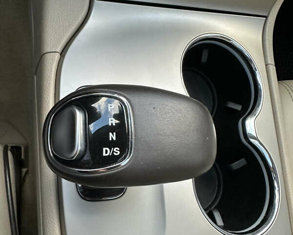 Серый Джип Гранд Чероки, объемом двигателя 2.99 л и пробегом 166 тыс. км за 24500 $, фото 83 на Automoto.ua