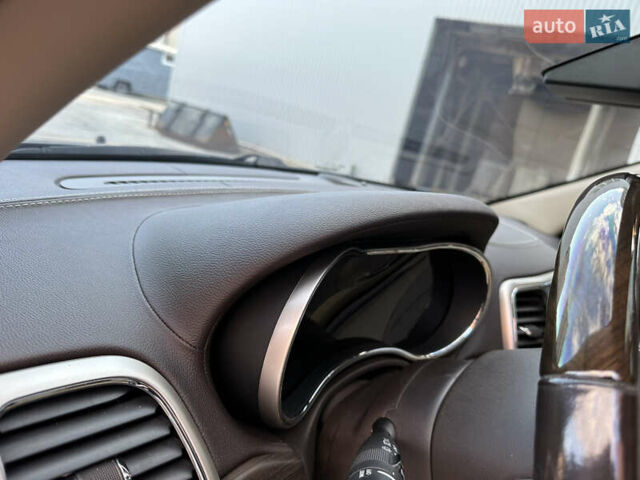 Серый Джип Гранд Чероки, объемом двигателя 2.99 л и пробегом 166 тыс. км за 24500 $, фото 53 на Automoto.ua