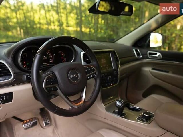 Сірий Джип Grand Cherokee, об'ємом двигуна 2.99 л та пробігом 109 тис. км за 5400 $, фото 8 на Automoto.ua