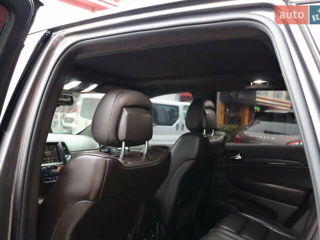 Серый Джип Гранд Чероки, объемом двигателя 3 л и пробегом 131 тыс. км за 24900 $, фото 29 на Automoto.ua