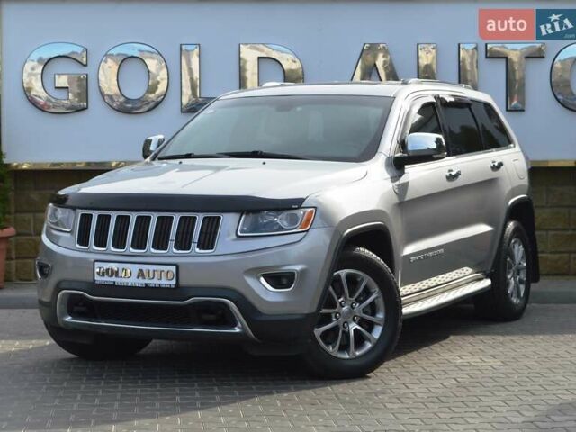 Джип Гранд Чероки 2014 в Одессе на Automoto.ua Серый Джип Гранд Чероки, объемом двигателя 2.99 л и пробегом 135 тыс. км за 24000 $, фото 5 на Automoto.ua