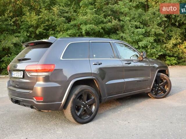 Сірий Джип Grand Cherokee, об'ємом двигуна 3.6 л та пробігом 250 тис. км за 20000 $, фото 4 на Automoto.ua