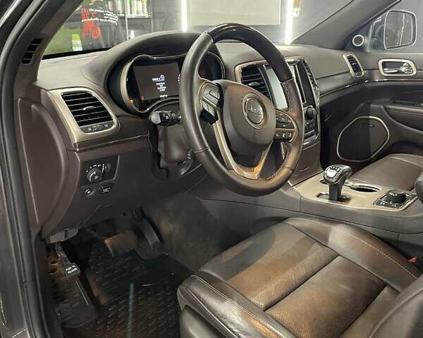 Сірий Джип Grand Cherokee, об'ємом двигуна 3.6 л та пробігом 201 тис. км за 23500 $, фото 9 на Automoto.ua