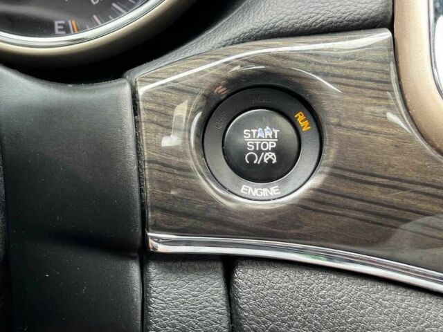 Серый Джип Гранд Чероки, объемом двигателя 3 л и пробегом 84 тыс. км за 14000 $, фото 10 на Automoto.ua