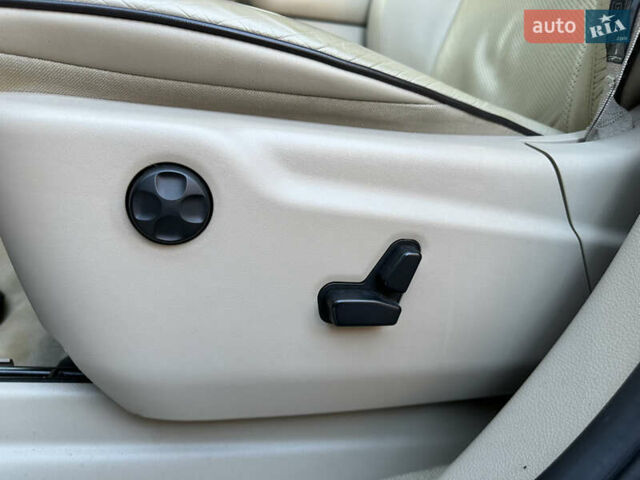 Серый Джип Гранд Чероки, объемом двигателя 2.99 л и пробегом 166 тыс. км за 24500 $, фото 114 на Automoto.ua