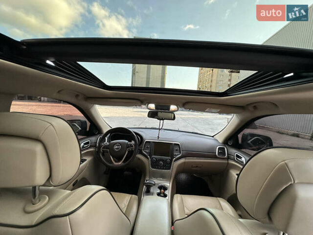 Серый Джип Гранд Чероки, объемом двигателя 2.99 л и пробегом 166 тыс. км за 24500 $, фото 61 на Automoto.ua