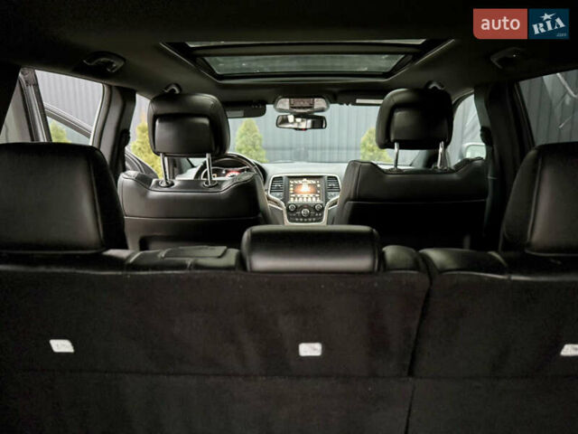 Сірий Джип Grand Cherokee, об'ємом двигуна 2.99 л та пробігом 176 тис. км за 19900 $, фото 43 на Automoto.ua