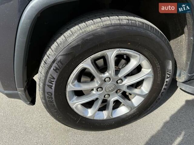 Серый Джип Гранд Чероки, объемом двигателя 3.6 л и пробегом 173 тыс. км за 17800 $, фото 11 на Automoto.ua