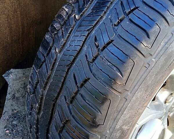 Серый Джип Гранд Чероки, объемом двигателя 3 л и пробегом 140 тыс. км за 23500 $, фото 9 на Automoto.ua