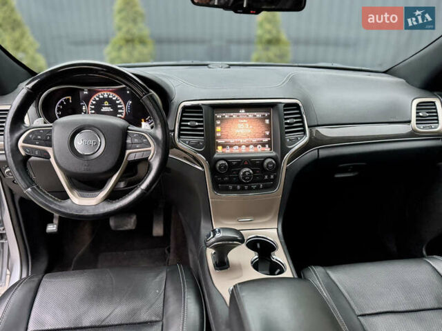 Сірий Джип Grand Cherokee, об'ємом двигуна 2.99 л та пробігом 176 тис. км за 19900 $, фото 39 на Automoto.ua