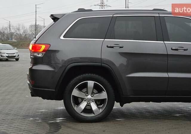 Серый Джип Гранд Чероки, объемом двигателя 3.6 л и пробегом 195 тыс. км за 15999 $, фото 13 на Automoto.ua