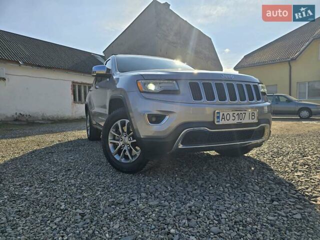 Сірий Джип Grand Cherokee, об'ємом двигуна 2.99 л та пробігом 188 тис. км за 22500 $, фото 4 на Automoto.ua