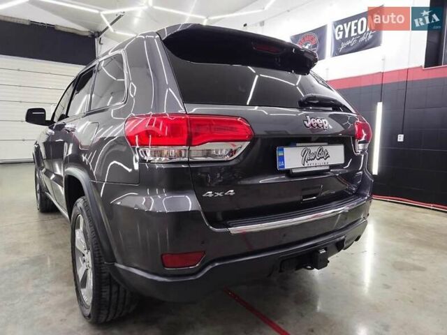Джип Гранд Чероки 2015 в Черновцах на Automoto.ua Серый Джип Гранд Чероки, объемом двигателя 3.6 л и пробегом 162 тыс. км за 20000 $, фото 2 на Automoto.ua