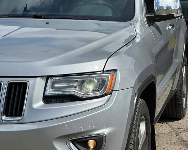 Сірий Джип Grand Cherokee, об'ємом двигуна 3 л та пробігом 279 тис. км за 21500 $, фото 8 на Automoto.ua