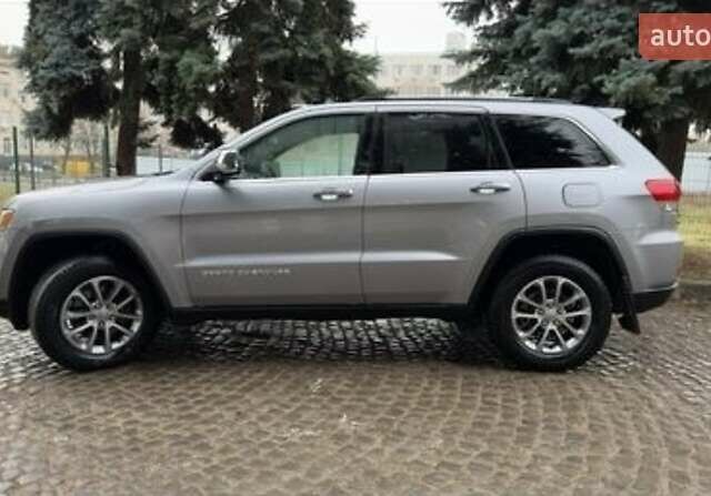 Серый Джип Гранд Чероки, объемом двигателя 3 л и пробегом 205 тыс. км за 21500 $, фото 3 на Automoto.ua