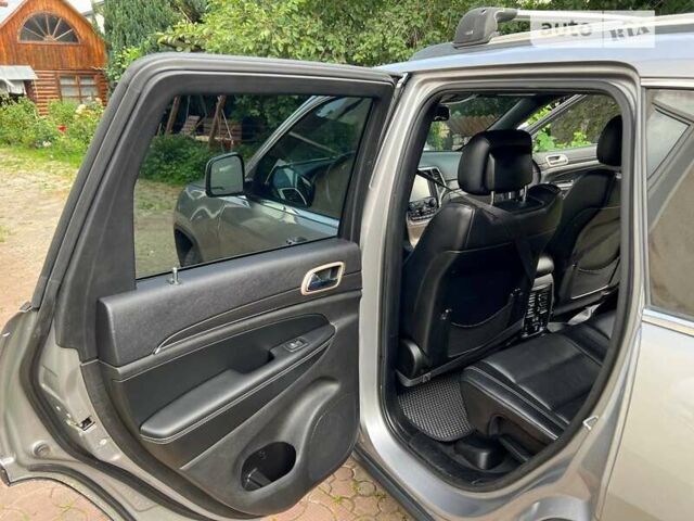 Сірий Джип Grand Cherokee, об'ємом двигуна 2.99 л та пробігом 188 тис. км за 22500 $, фото 34 на Automoto.ua