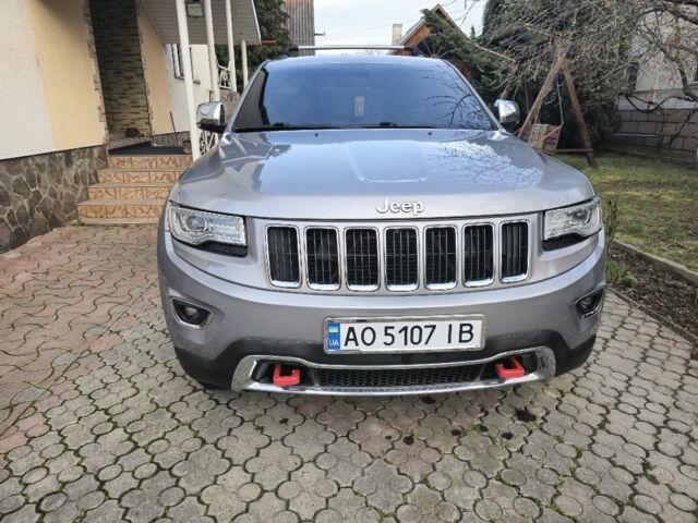 Джип Гранд Чероки 2015 в Тячеве на Automoto.ua Серый Джип Гранд Чероки, объемом двигателя 3 л и пробегом 200 тыс. км за 535 $, фото 5 на Automoto.ua