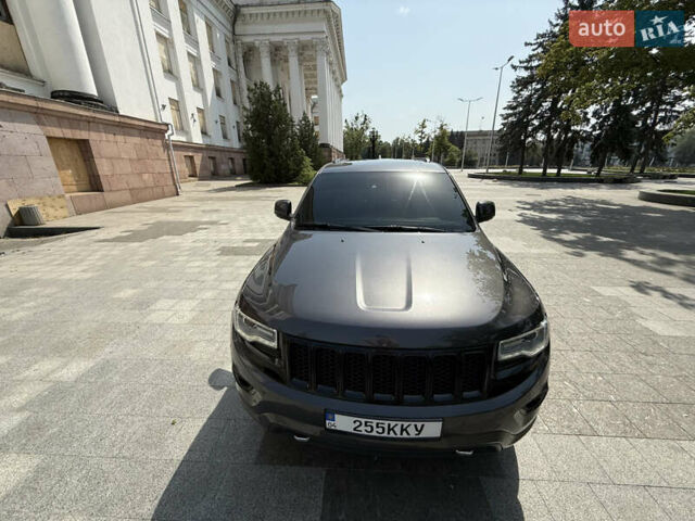 Серый Джип Гранд Чероки, объемом двигателя 2.99 л и пробегом 190 тыс. км за 25500 $, фото 10 на Automoto.ua
