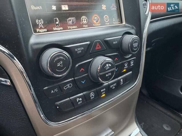 Серый Джип Гранд Чероки, объемом двигателя 3.6 л и пробегом 190 тыс. км за 18390 $, фото 25 на Automoto.ua