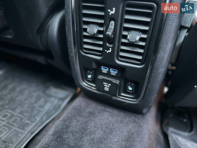 Сірий Джип Grand Cherokee, об'ємом двигуна 3.6 л та пробігом 173 тис. км за 24900 $, фото 28 на Automoto.ua