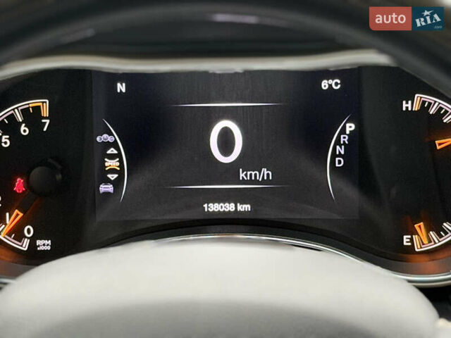 Серый Джип Гранд Чероки, объемом двигателя 3.6 л и пробегом 138 тыс. км за 22600 $, фото 5 на Automoto.ua