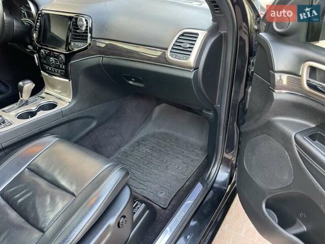 Сірий Джип Grand Cherokee, об'ємом двигуна 3.6 л та пробігом 170 тис. км за 22500 $, фото 25 на Automoto.ua