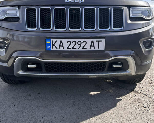 Серый Джип Гранд Чероки, объемом двигателя 3.6 л и пробегом 170 тыс. км за 21000 $, фото 1 на Automoto.ua
