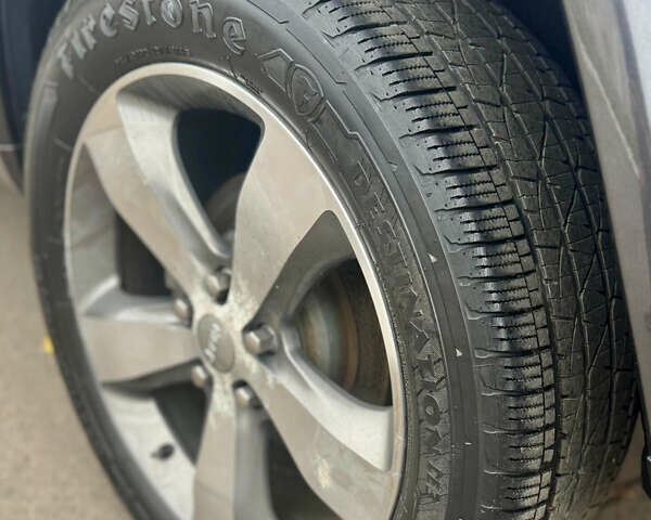 Серый Джип Гранд Чероки, объемом двигателя 3.6 л и пробегом 137 тыс. км за 24800 $, фото 8 на Automoto.ua