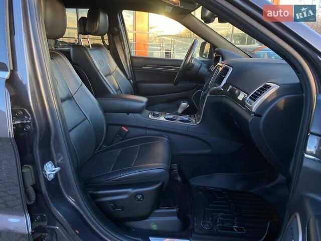 Серый Джип Гранд Чероки, объемом двигателя 3.6 л и пробегом 137 тыс. км за 23500 $, фото 27 на Automoto.ua