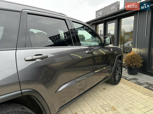 Сірий Джип Grand Cherokee, об'ємом двигуна 3.6 л та пробігом 173 тис. км за 24900 $, фото 14 на Automoto.ua