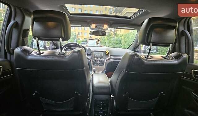 Сірий Джип Grand Cherokee, об'ємом двигуна 3.6 л та пробігом 182 тис. км за 19300 $, фото 2 на Automoto.ua