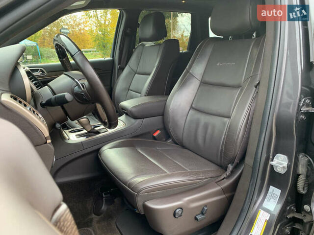 Серый Джип Гранд Чероки, объемом двигателя 2.99 л и пробегом 86 тыс. км за 29132 $, фото 22 на Automoto.ua