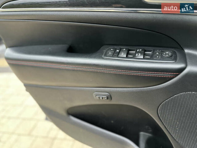 Сірий Джип Grand Cherokee, об'ємом двигуна 3.6 л та пробігом 173 тис. км за 24900 $, фото 23 на Automoto.ua