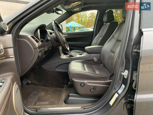 Серый Джип Гранд Чероки, объемом двигателя 2.99 л и пробегом 86 тыс. км за 29132 $, фото 30 на Automoto.ua