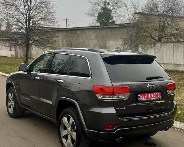 Серый Джип Гранд Чероки, объемом двигателя 3.6 л и пробегом 137 тыс. км за 24800 $, фото 4 на Automoto.ua