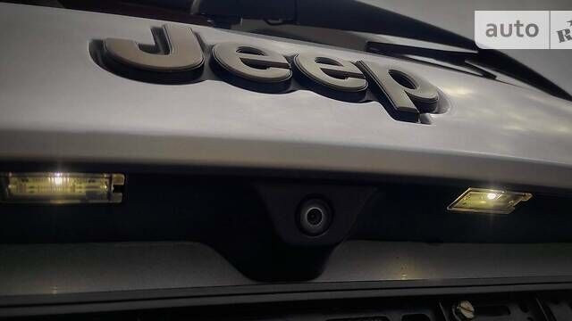 Сірий Джип Grand Cherokee, об'ємом двигуна 3.6 л та пробігом 150 тис. км за 25000 $, фото 75 на Automoto.ua