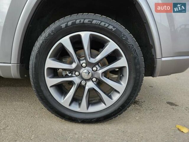 Сірий Джип Grand Cherokee, об'ємом двигуна 3.6 л та пробігом 125 тис. км за 28200 $, фото 27 на Automoto.ua