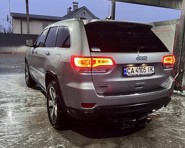 Джип Гранд Чероки 2016 в Черкассах на Automoto.ua Серый Джип Гранд Чероки, объемом двигателя 2.99 л и пробегом 171 тыс. км за 25900 $, фото 5 на Automoto.ua