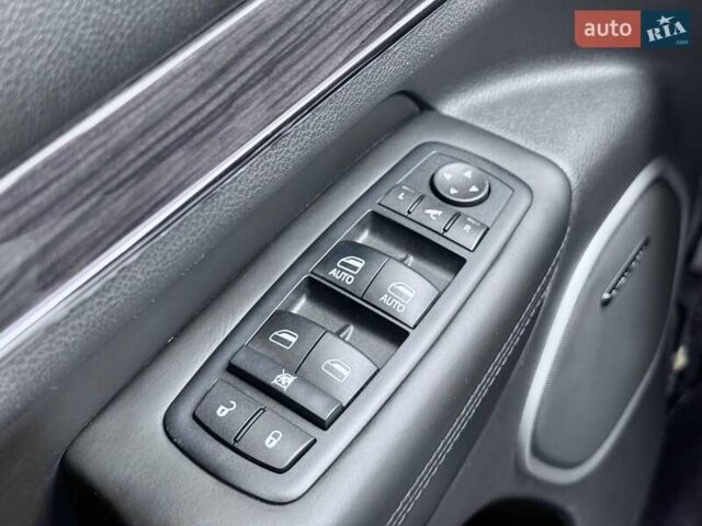 Сірий Джип Grand Cherokee, об'ємом двигуна 3.6 л та пробігом 81 тис. км за 21500 $, фото 26 на Automoto.ua