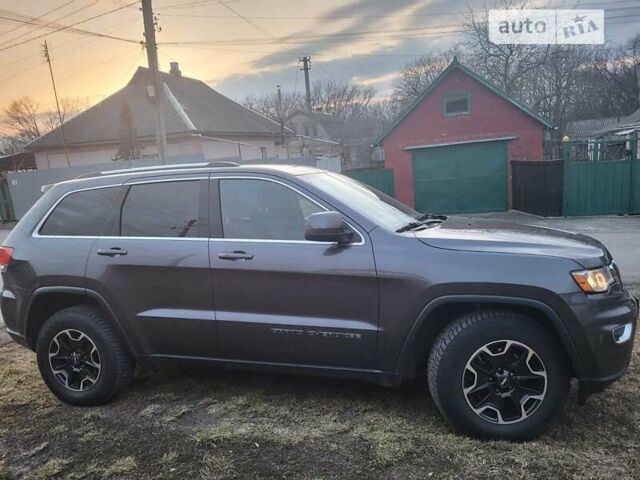 Сірий Джип Grand Cherokee, об'ємом двигуна 3.6 л та пробігом 184 тис. км за 17500 $, фото 5 на Automoto.ua